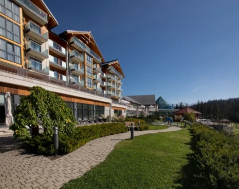 Hotel z basenem w Małopolsce – sprawdź, który rekomendują rodziny z dziećmi